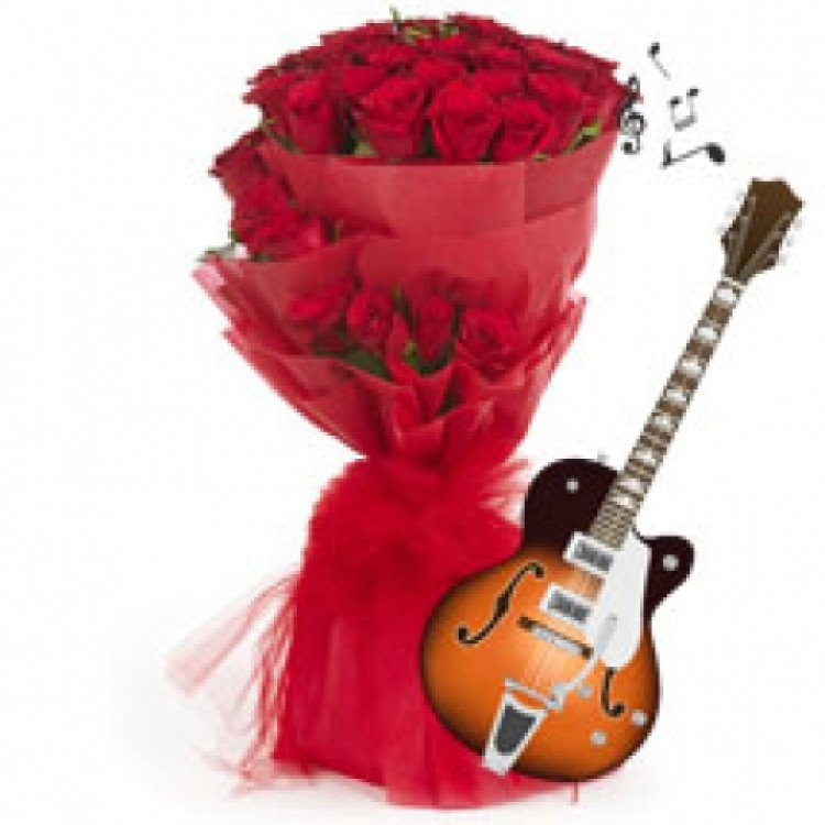 VIOLINIST  RED ROSES BUNCH 