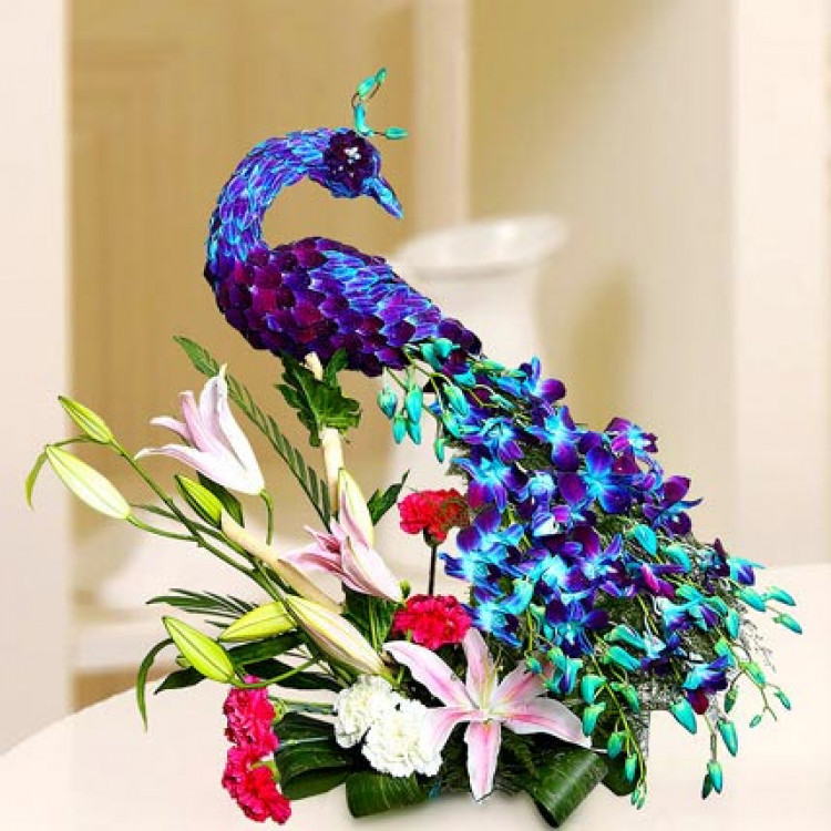 Peacock shaped arrangement
