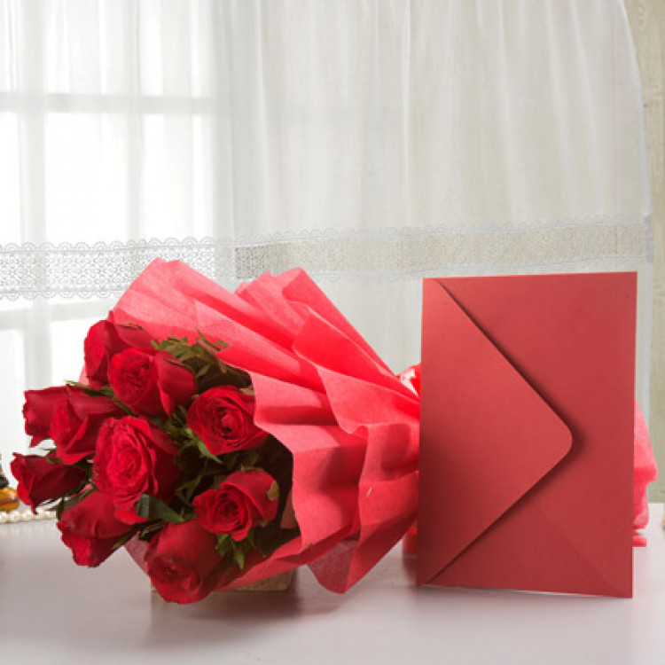 Mesmerizing Red Roses with Greeting Card